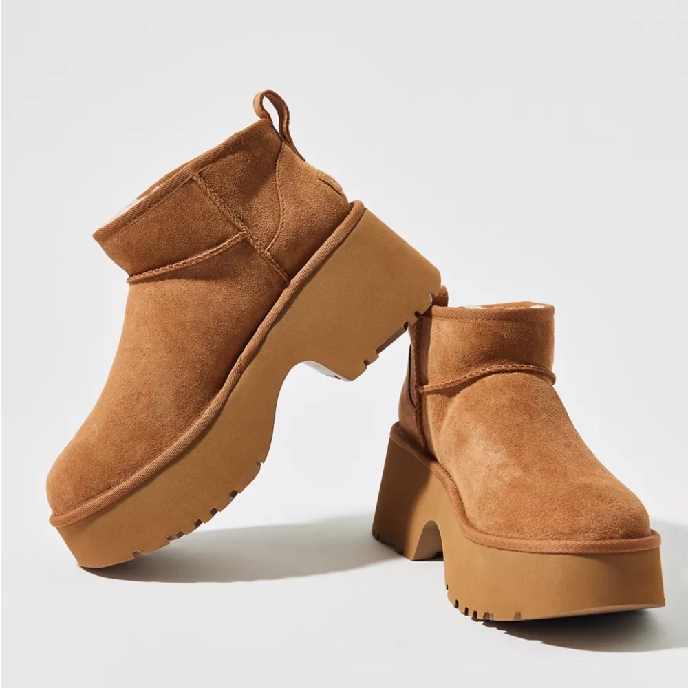 NWT UGG Classic Ultra Mini New Heights Platform Boot